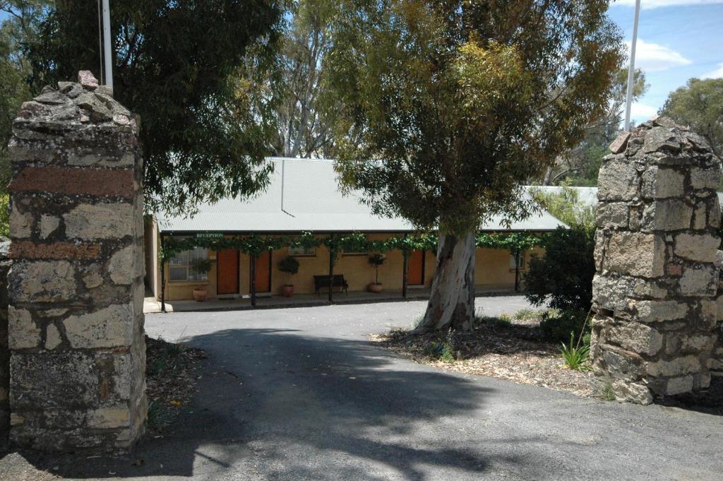 Burra Motor Inn Dış mekan fotoğraf