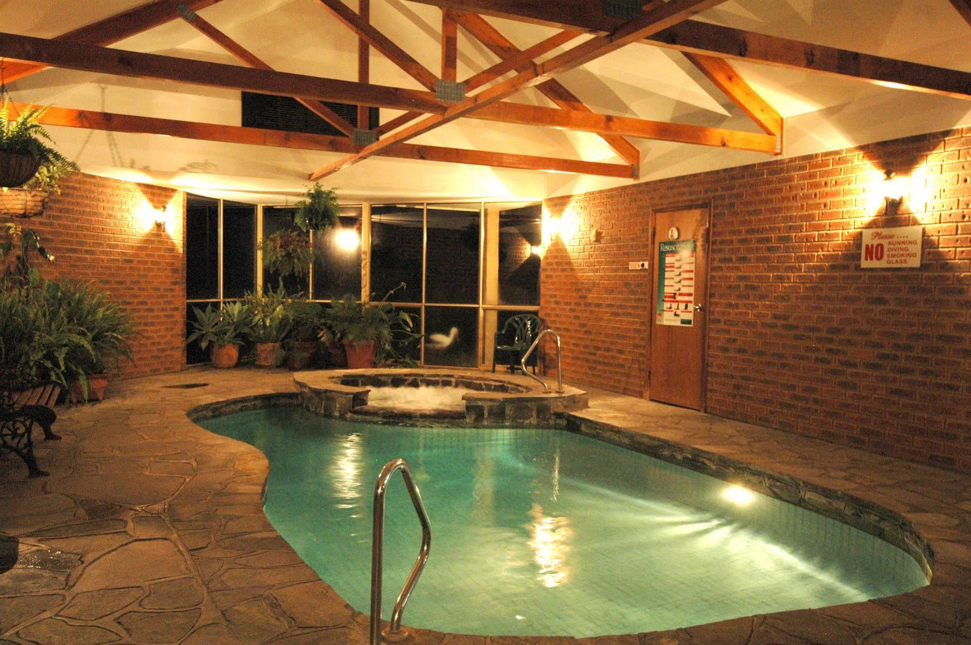 Burra Motor Inn Dış mekan fotoğraf